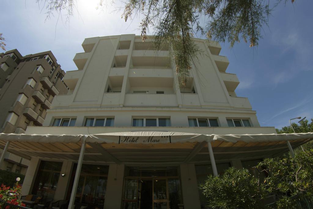 פסארו Hotel Mare מראה חיצוני תמונה